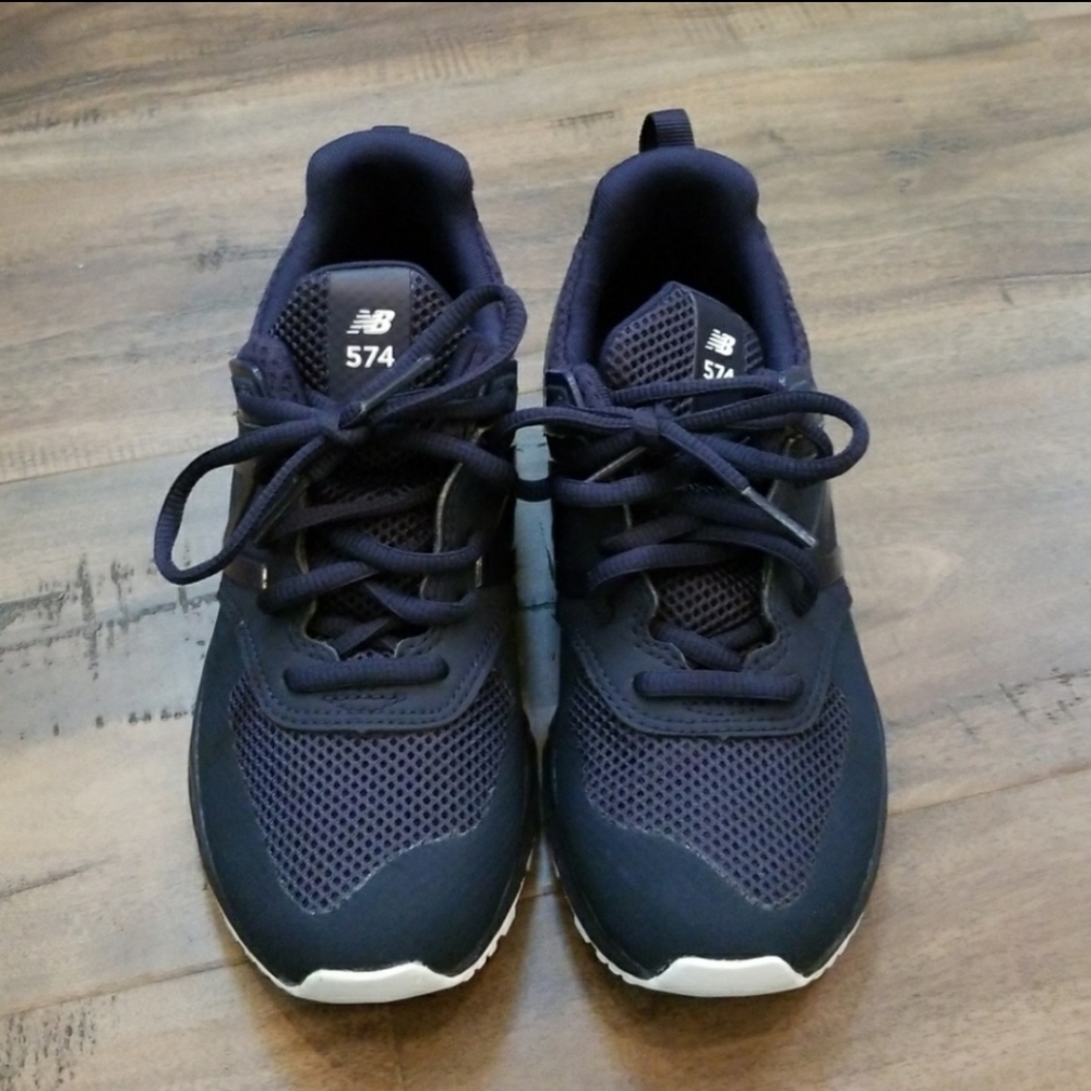 New Balance Navy Kids Sneakers - Size 2